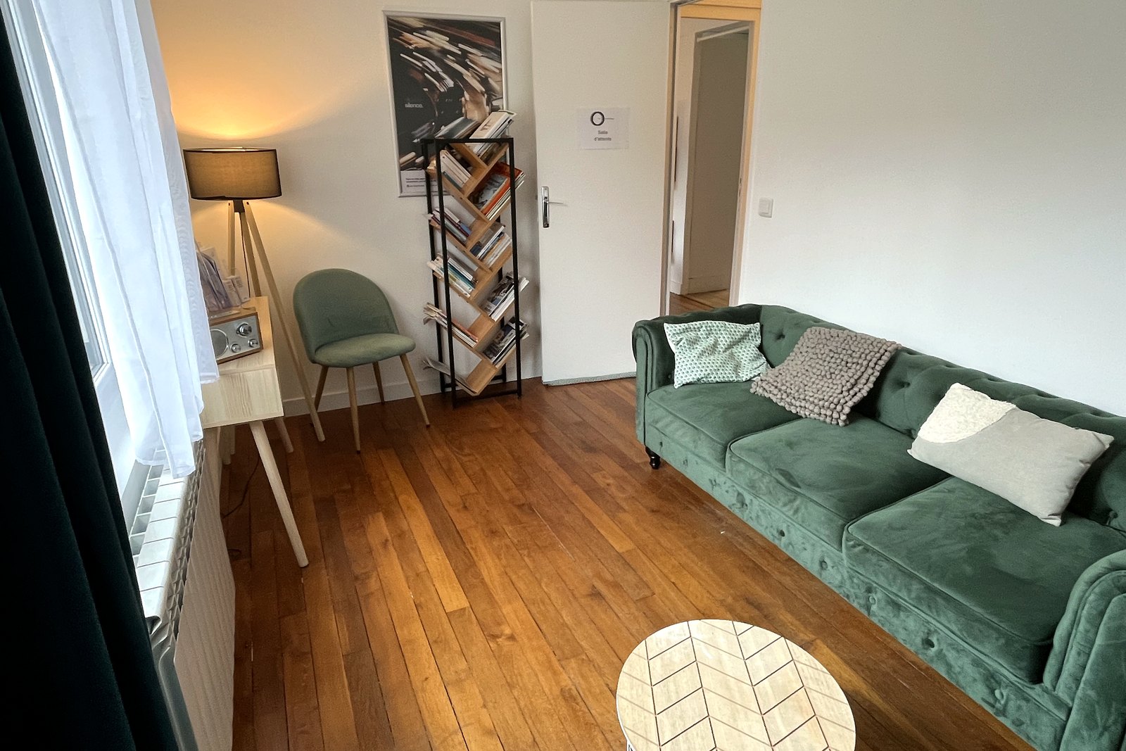 Reception area at Centre Élan